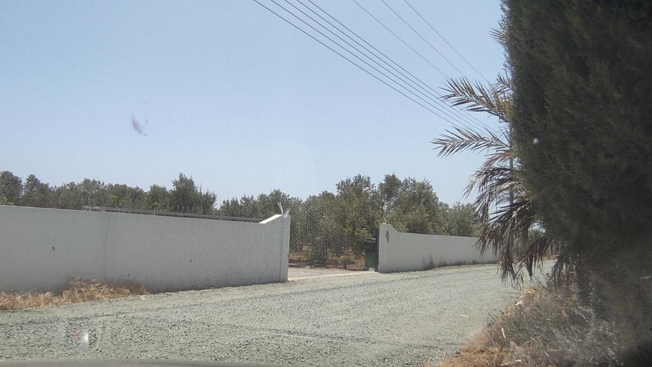 Kiti Village Villa, Cyprus, Salt-Water Pool, 6 Bedrooms, Larnaca ภายนอก รูปภาพ